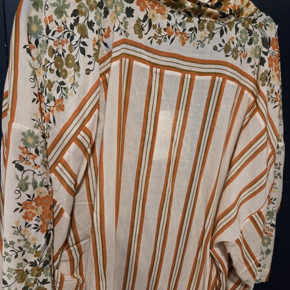 Spell Impala lily robe exclusive to free people. Size M/L NWT - Picture 11 of 12